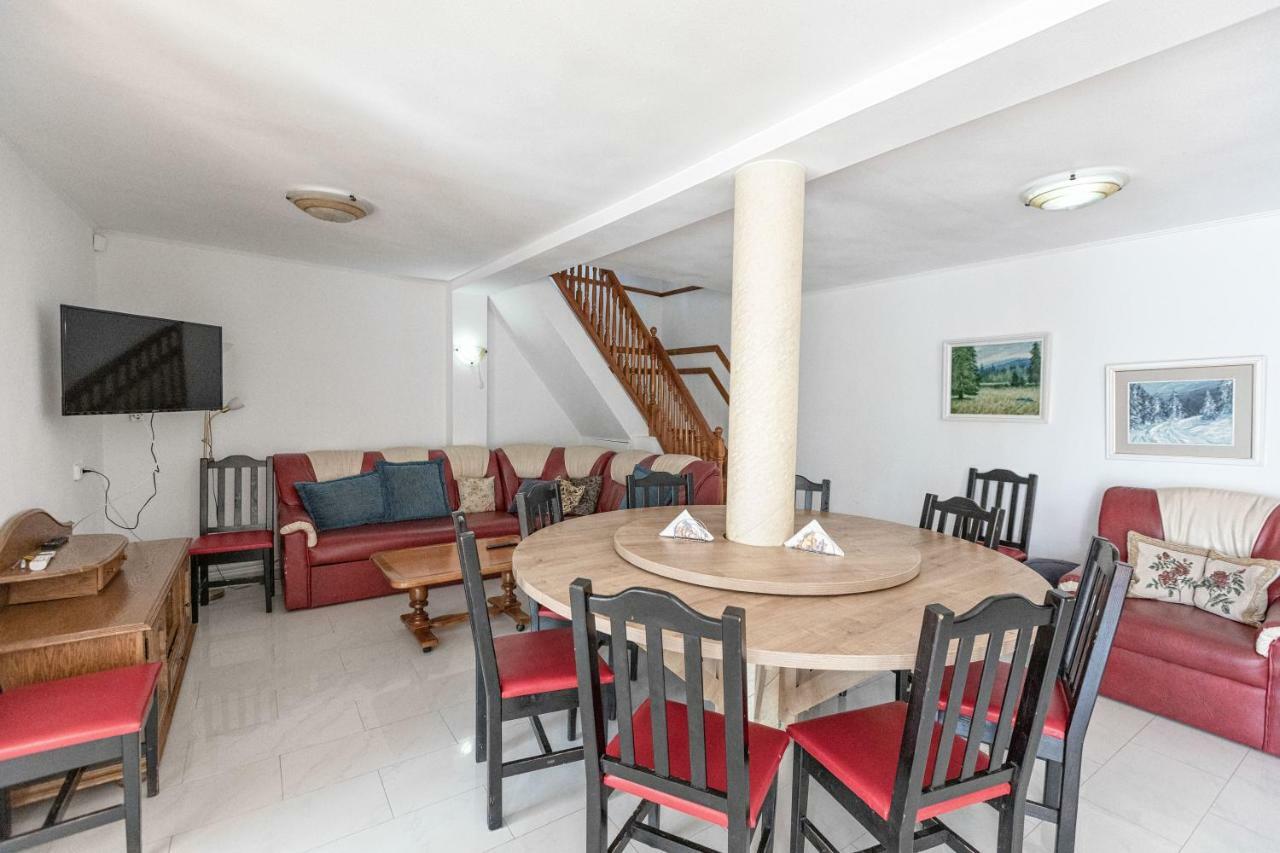 Casa Mihai Purcareni Εξωτερικό φωτογραφία