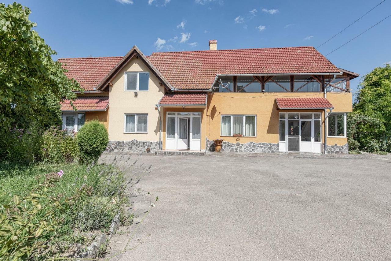 Casa Mihai Purcareni Εξωτερικό φωτογραφία